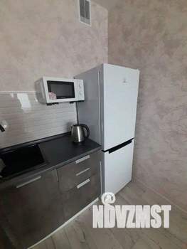 1-к квартира, посуточно, 46м2, 1/1 этаж