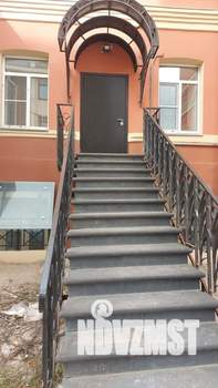 Студия квартира, посуточно, 32м2, 1/4 этаж