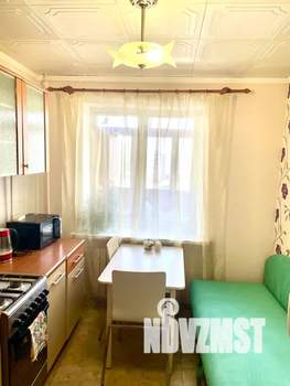 1-к квартира, посуточно, 42м2, 4/8 этаж