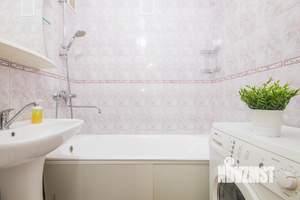 2-к квартира, посуточно, 70м2, 1/1 этаж