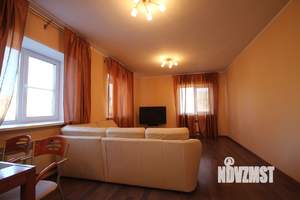 3-к квартира, на длительный срок, 100м2, 4/5 этаж