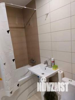 1-к квартира, посуточно, 38м2, 2/9 этаж