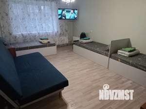 1-к квартира, посуточно, 42м2, 1/10 этаж