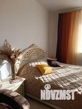 1-к квартира, посуточно, 35м2, 3/10 этаж