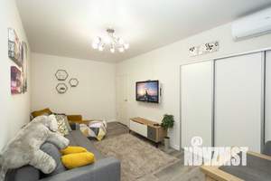 1-к квартира, посуточно, 38м2, 1/1 этаж