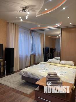 1-к квартира, посуточно, 43м2, 4/17 этаж