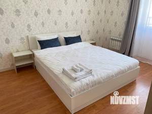 1-к квартира, посуточно, 40м2, 8/10 этаж
