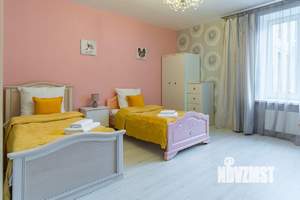 4-к квартира, посуточно, 131м2, 1/1 этаж