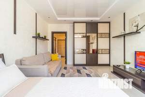 1-к квартира, посуточно, 43м2, 7/10 этаж
