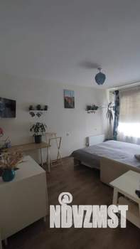 Студия квартира, посуточно, 35м2, 6/25 этаж