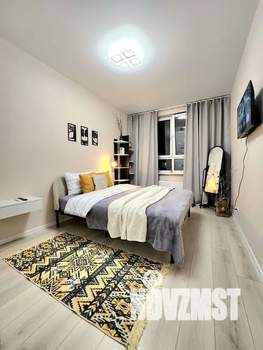 1-к квартира, посуточно, 38м2, 10/18 этаж