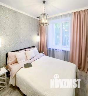 2-к квартира, посуточно, 40м2, 1/1 этаж