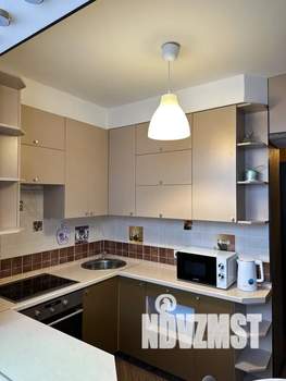 1-к квартира, посуточно, 35м2, 7/10 этаж
