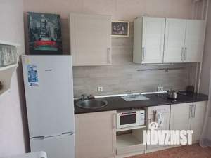 1-к квартира, посуточно, 33м2, 7/10 этаж