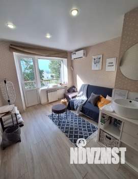 Студия квартира, посуточно, 15м2, 4/5 этаж