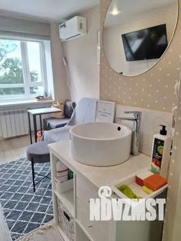 Студия квартира, посуточно, 15м2, 4/5 этаж