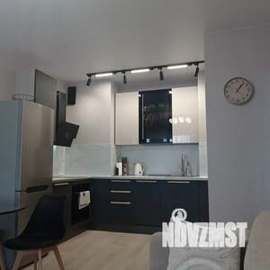 2-к квартира, посуточно, 39м2, 14/25 этаж