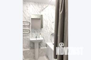 1-к квартира, посуточно, 40м2, 22/26 этаж