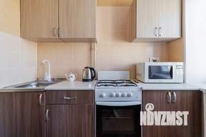 2-к квартира, посуточно, 42м2, 1/1 этаж