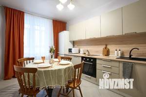 1-к квартира, посуточно, 45м2, 2/18 этаж