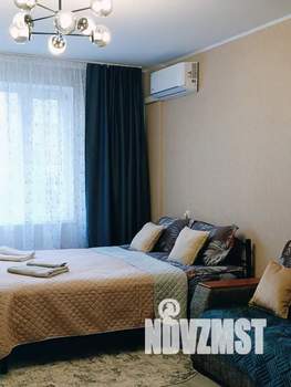 1-к квартира, посуточно, 35м2, 2/17 этаж