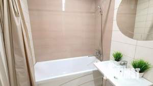 1-к квартира, посуточно, 37м2, 1/1 этаж