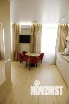 Студия квартира, посуточно, 34м2, 5/17 этаж