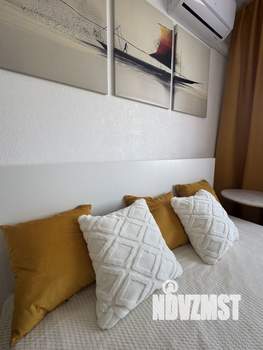 1-к квартира, посуточно, 35м2, 4/10 этаж