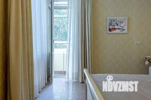 3-к квартира, посуточно, 98м2, 1/1 этаж