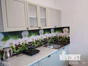 Студия квартира, посуточно, 25м2, 8/10 этаж