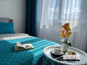 1-к квартира, посуточно, 40м2, 11/18 этаж