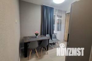 1-к квартира, посуточно, 46м2, 7/10 этаж