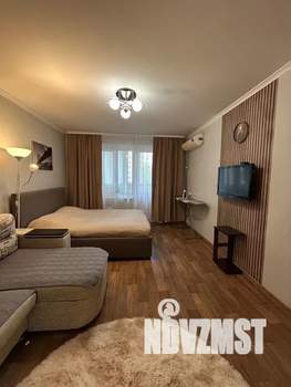 1-к квартира, посуточно, 37м2, 2/10 этаж