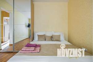 1-к квартира, посуточно, 40м2, 4/10 этаж