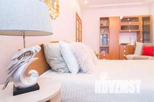 1-к квартира, посуточно, 55м2, 4/9 этаж
