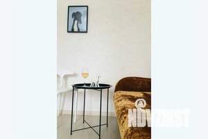 1-к квартира, посуточно, 43м2, 3/17 этаж