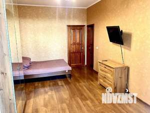 2-к квартира, посуточно, 83м2, 1/1 этаж