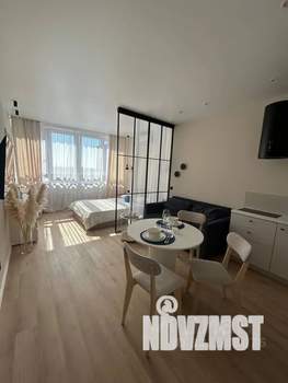 Студия квартира, посуточно, 31м2, 11/11 этаж