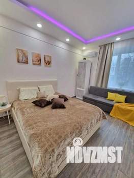 1-к квартира, посуточно, 42м2, 1/1 этаж