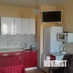 1-к квартира, посуточно, 31м2, 2/9 этаж