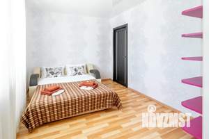 2-к квартира, посуточно, 60м2, 10/17 этаж