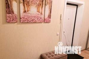 1-к квартира, посуточно, 42м2, 13/16 этаж