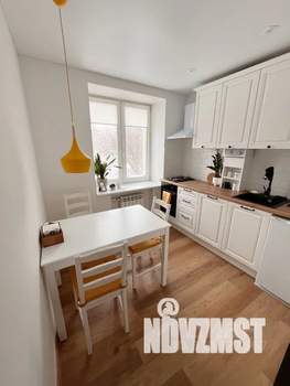 1-к квартира, посуточно, 32м2, 4/5 этаж