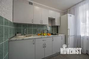 1-к квартира, посуточно, 35м2, 1/9 этаж