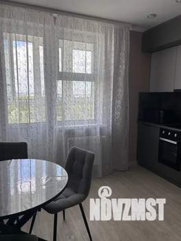 1-к квартира, посуточно, 35м2, 12/25 этаж