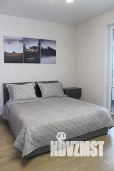 Студия квартира, посуточно, 33м2, 19/24 этаж