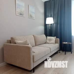 2-к квартира, посуточно, 39м2, 14/25 этаж