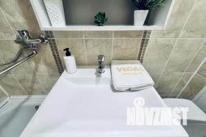 1-к квартира, посуточно, 32м2, 10/10 этаж