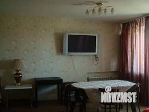 Студия квартира, посуточно, 42м2, 10/12 этаж