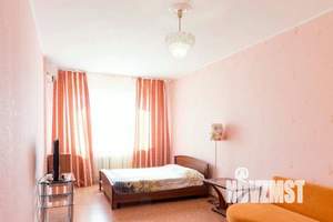 1-к квартира, посуточно, 55м2, 1/1 этаж